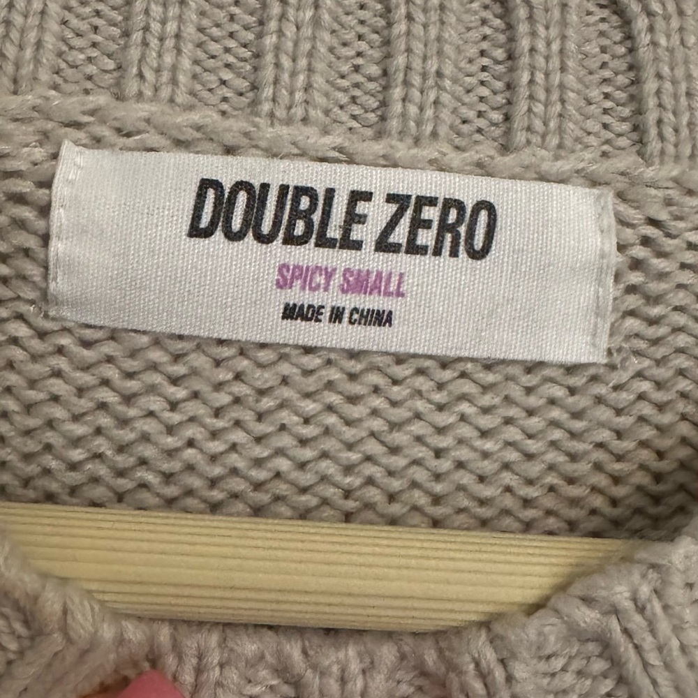 Women's Light Grey Crop Sweater - Picture 5 of 16